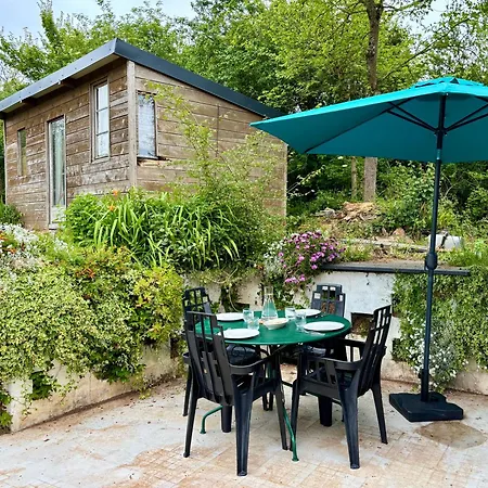 Petit Coin De Paradis - Parking&terrasse Hébergement de vacances Crasville (Manche)