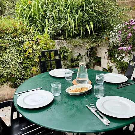 Petit Coin De Paradis - Parking&terrasse * Crasville (Manche)